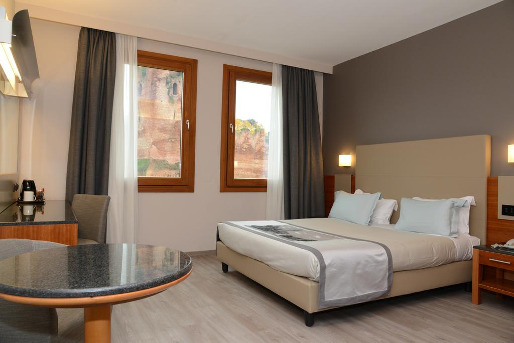 Albergo Roma, BW Signature Collection Castelfranco Veneto Kültér fotó